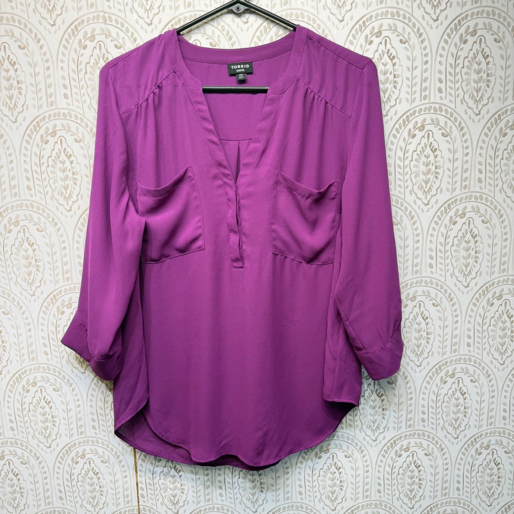 Torrid Harper Blouse Womens 00 Purple Georgette Roll Tab Sleeve V-Neck Pullover